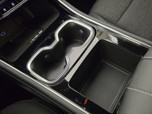 New 2026 Chevrolet Traverse LT w/ Midnight/Sport Edition FWD image 20