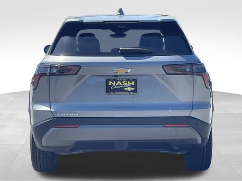 New 2026 Chevrolet Equinox LT w/ Safety and Technology Package FWD image 4