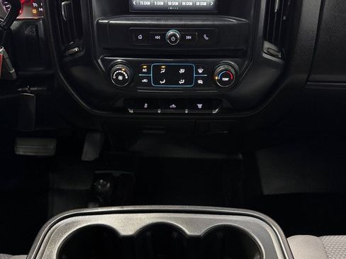 Used 2019 Chevrolet Silverado 2500 W/T AWD/4WD image 19