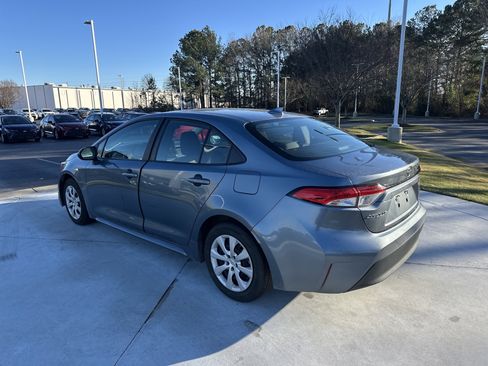 Certified 2024 Toyota Corolla LE image 8
