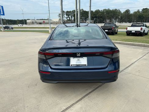 Certified 2026 Honda Accord SE image 7