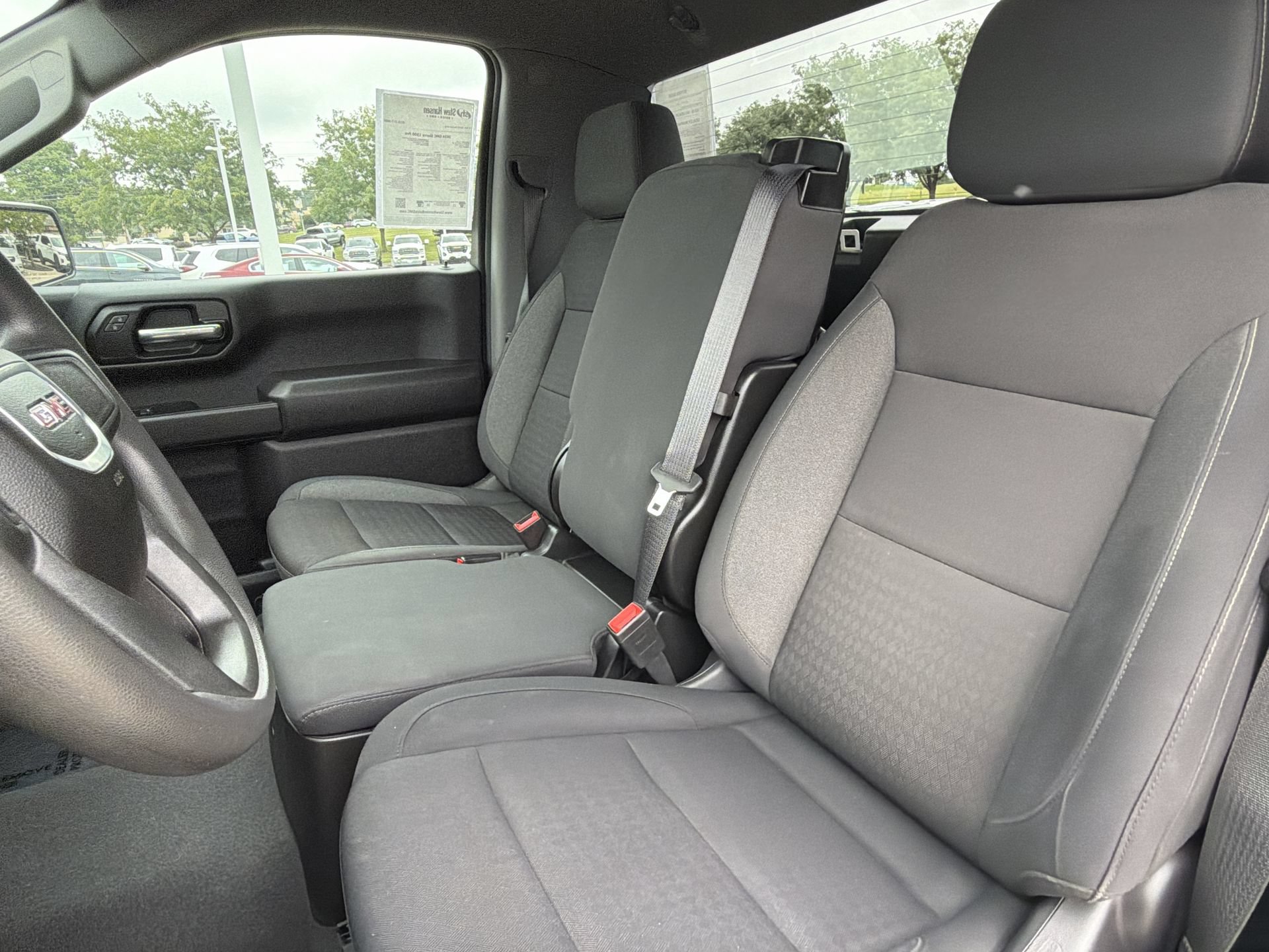 Certified 2024 GMC Sierra 1500 Pro w/ Pro Value Package AWD/4WD image 32
