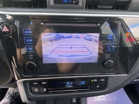 Used 2019 Toyota Corolla LE image 15