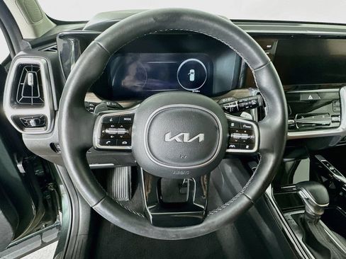 Certified 2023 Kia Sorento SX Prestige AWD/4WD image 25