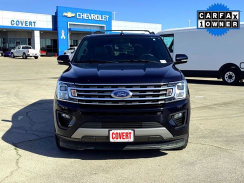 Used 2021 Ford Expedition XLT image 3