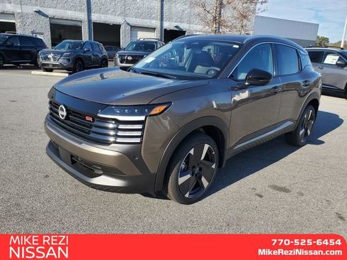 New 2026 Nissan Kicks SR image 6