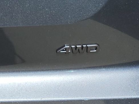 New 2026 Nissan Pathfinder SV w/ SV Premium Package AWD/4WD image 11