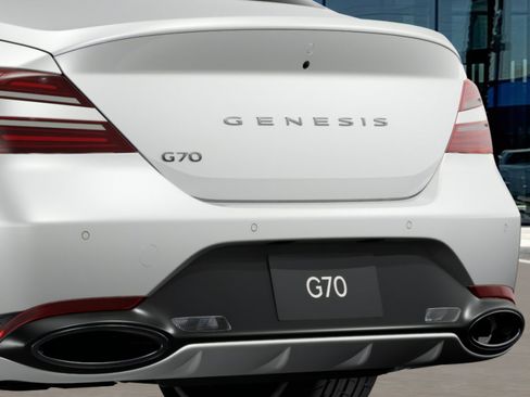 New 2026 Genesis G70 2.5T Prestige RWD image 13