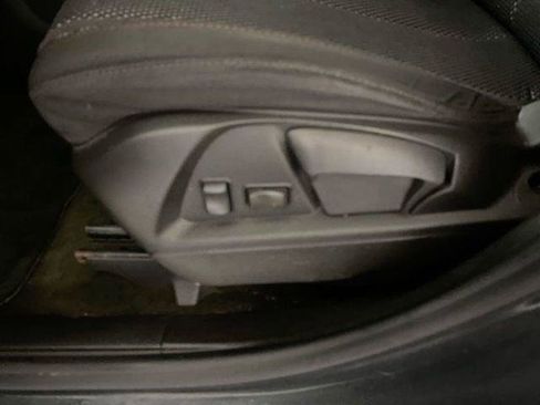Used 2017 Chevrolet Equinox LT FWD image 29