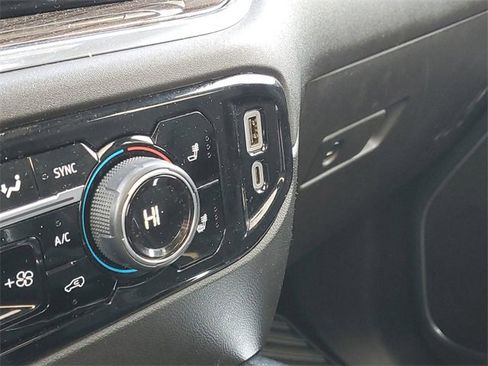 Used 2024 Chevrolet Silverado 1500 RST image 36