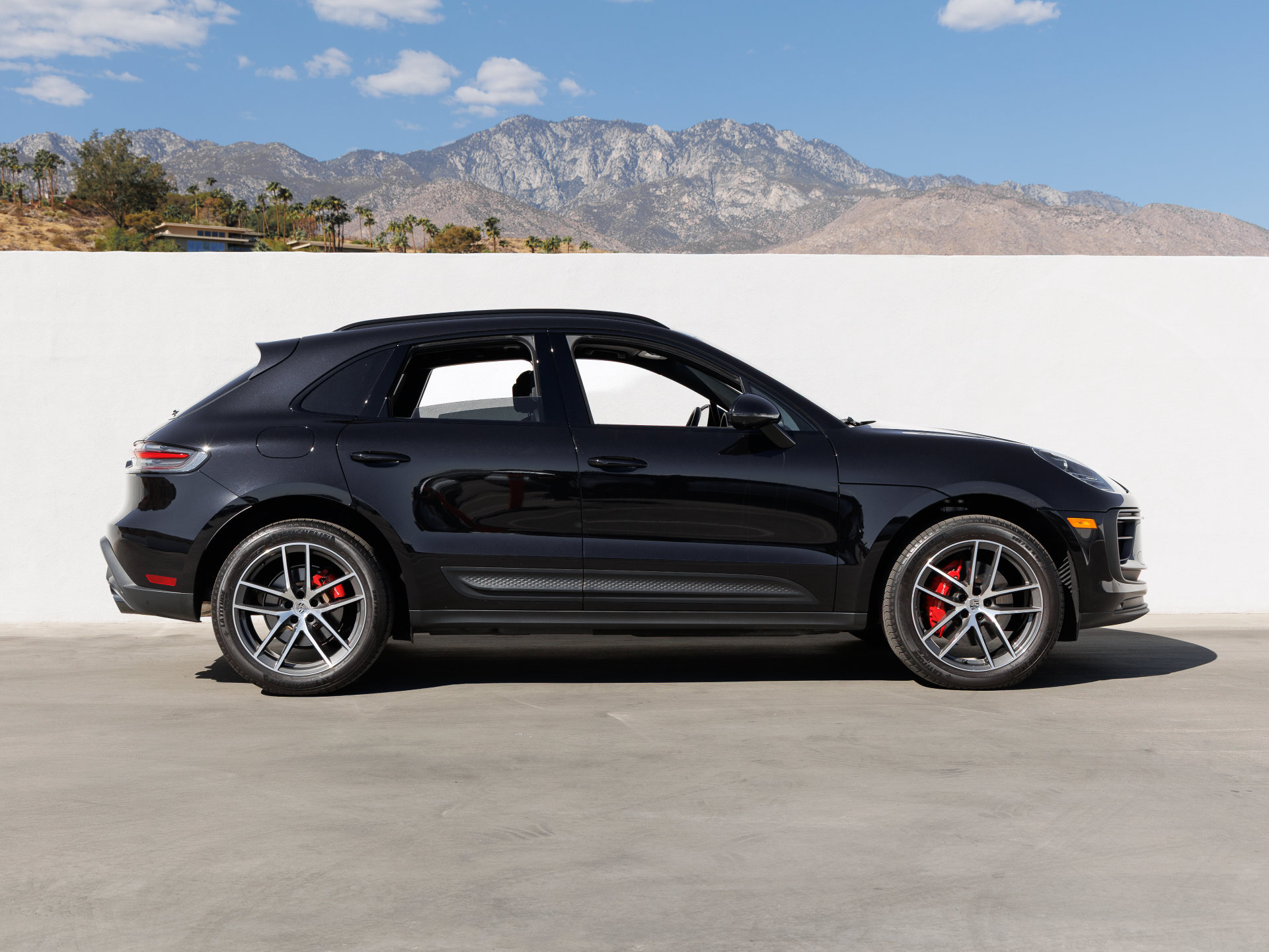 Certified 2026 Porsche Macan S AWD/4WD image 8