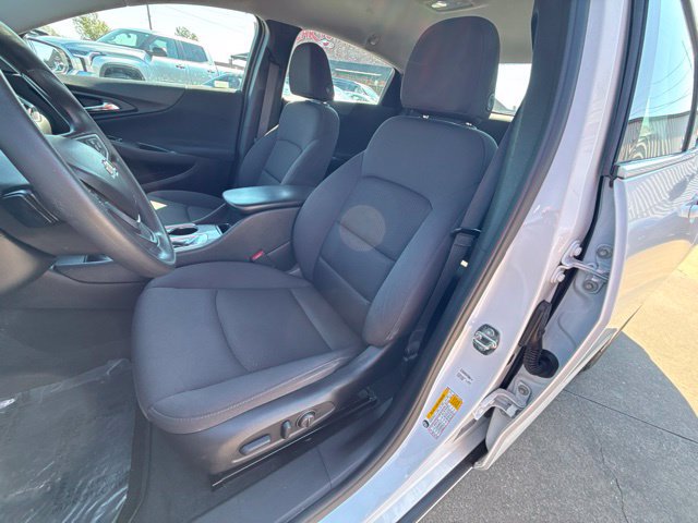 Used 2022 Chevrolet Malibu LS w/ Driver Confidence Package II FWD image 5