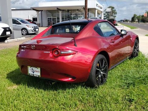 Used 2025 MAZDA MX-5 Miata RF Grand Touring RWD image 4