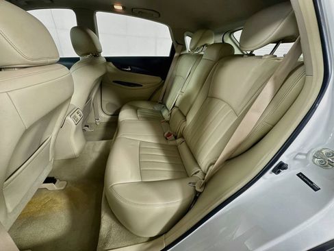 Used 2017 INFINITI QX50 2WD w/ Premium Plus Package image 30
