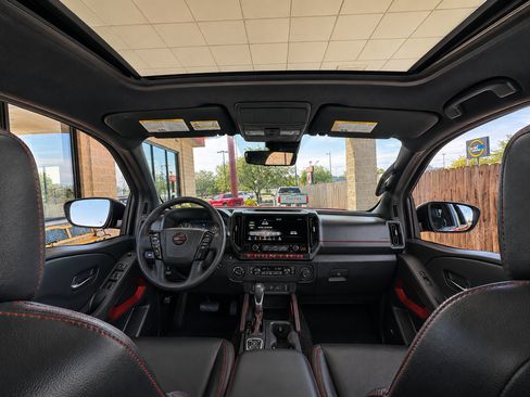 Used 2026 Nissan Frontier PRO-4X w/ Pro Premium Package AWD/4WD image 2