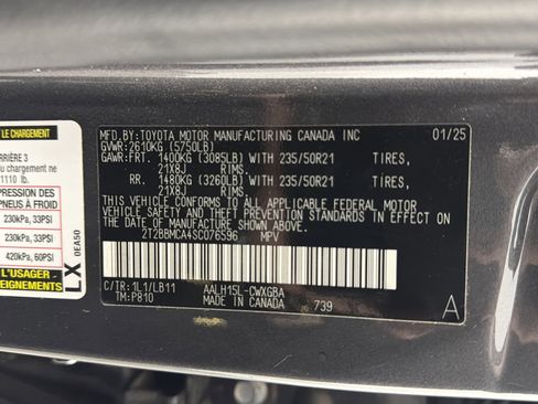 Used 2025 Lexus RX 350 w/ Convenience Package image 25