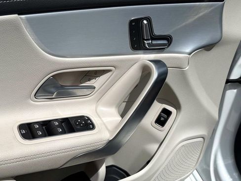 Used 2025 Mercedes-Benz CLA 250 image 23