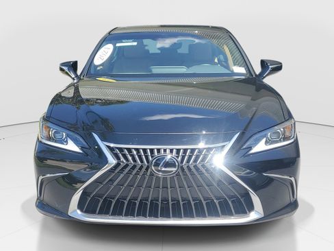 Certified 2024 Lexus ES 350 w/ Premium Package image 2