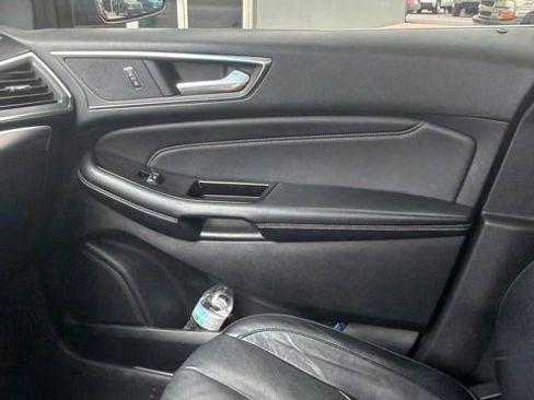 Used 2015 Ford Edge Titanium w/ Equipment Group 301A FWD image 25