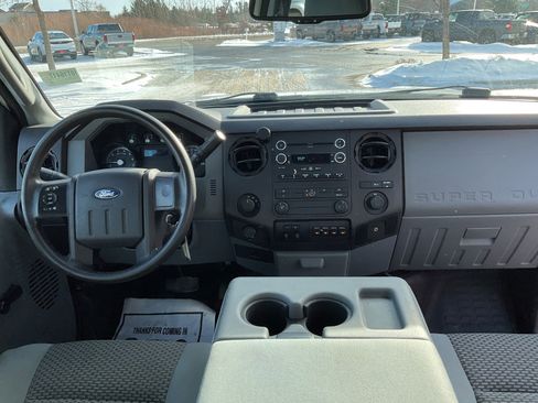 Used 2013 Ford F250 XL w/ XL Value Pkg image 17