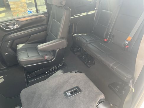 Used 2024 Chevrolet Suburban RST w/ Luxury Package AWD/4WD image 21