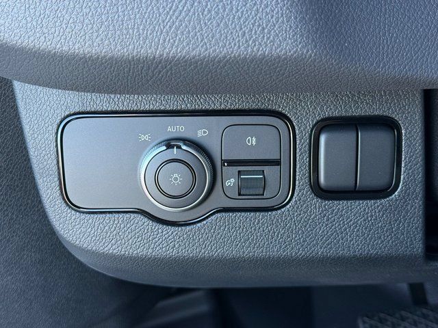 Used 2024 Mercedes-Benz Sprinter 4500 image 14