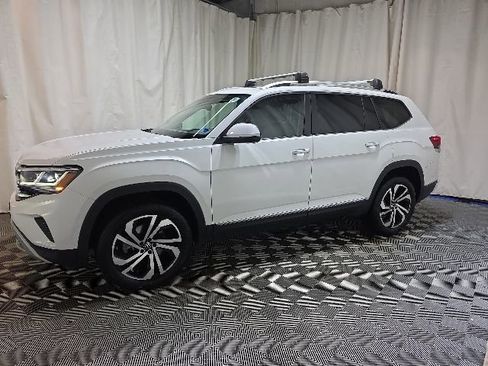 Certified 2023 Volkswagen Atlas SEL AWD/4WD image 7