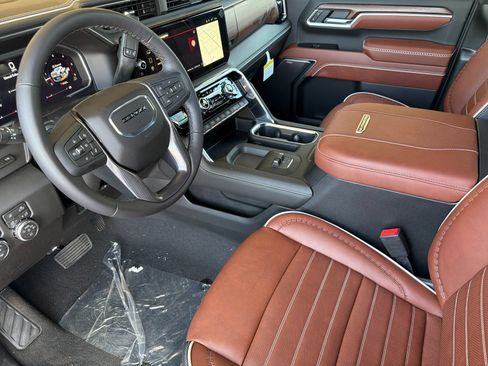 New 2026 GMC Sierra 2500 Denali Ultimate AWD/4WD image 10