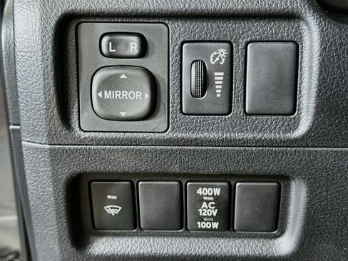 Used 2015 Toyota 4Runner SR5 RWD image 16