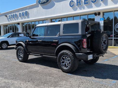 New 2025 Ford Bronco Badlands image 8