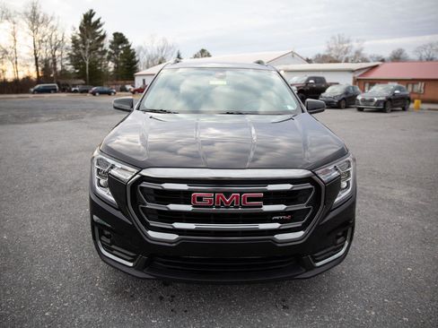 Certified 2024 GMC Terrain AT4 image 8