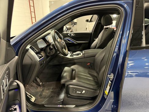 Used 2022 BMW X6 xDrive40i w/ M Sport Package AWD/4WD image 14