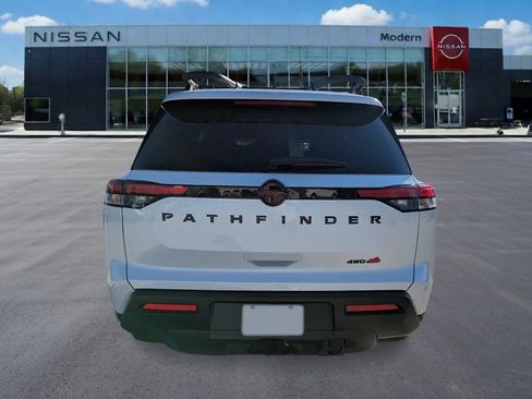 New 2026 Nissan Pathfinder Rock Creek AWD/4WD image 4