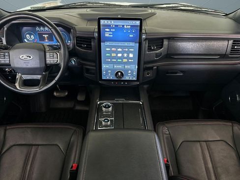 Used 2022 Ford Expedition Max Limited AWD/4WD image 16