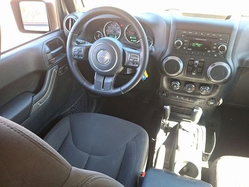 Used 2017 Jeep Wrangler Unlimited Sport w/ Quick Order Package 24S image 14