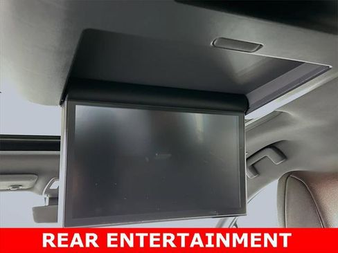 Certified 2024 Toyota Sienna Platinum image 4