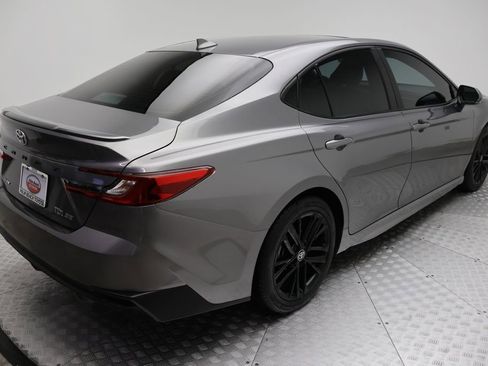 Certified 2025 Toyota Camry SE w/ Convenience Package image 8