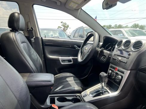 Used 2014 Chevrolet Captiva Sport LTZ FWD image 16