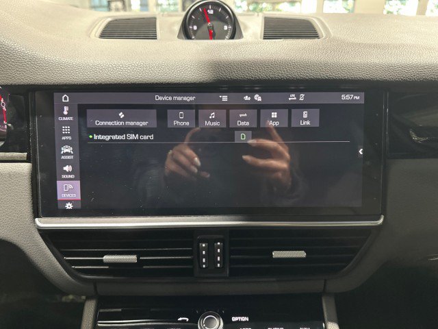 Used 2021 Porsche Cayenne AWD/4WD image 72