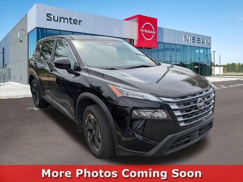 Certified 2024 Nissan Rogue SV FWD image 1