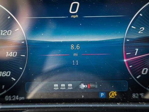 New 2026 Mercedes-Benz E 350 4MATIC Sedan image 46