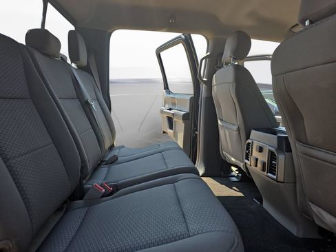 Used 2019 Ford F150 XLT w/ Equipment Group 302A Luxury AWD/4WD image 11