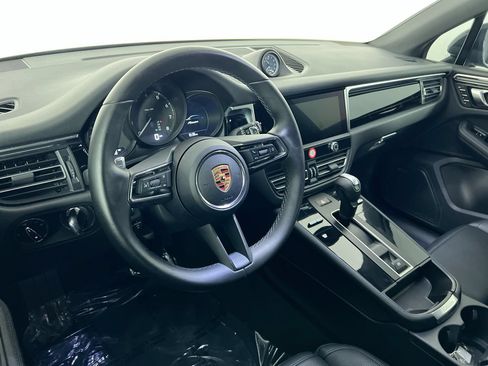 Used 2024 Porsche Macan w/ Premium Plus Package AWD/4WD image 23