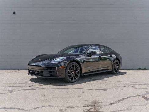 New 2026 Porsche Panamera 4 AWD/4WD image 1