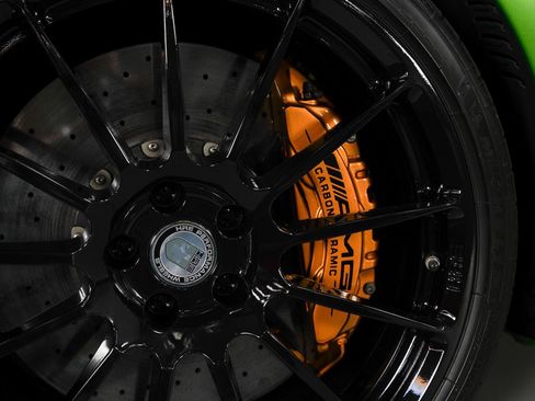 Used 2020 Mercedes-Benz AMG GT R image 19