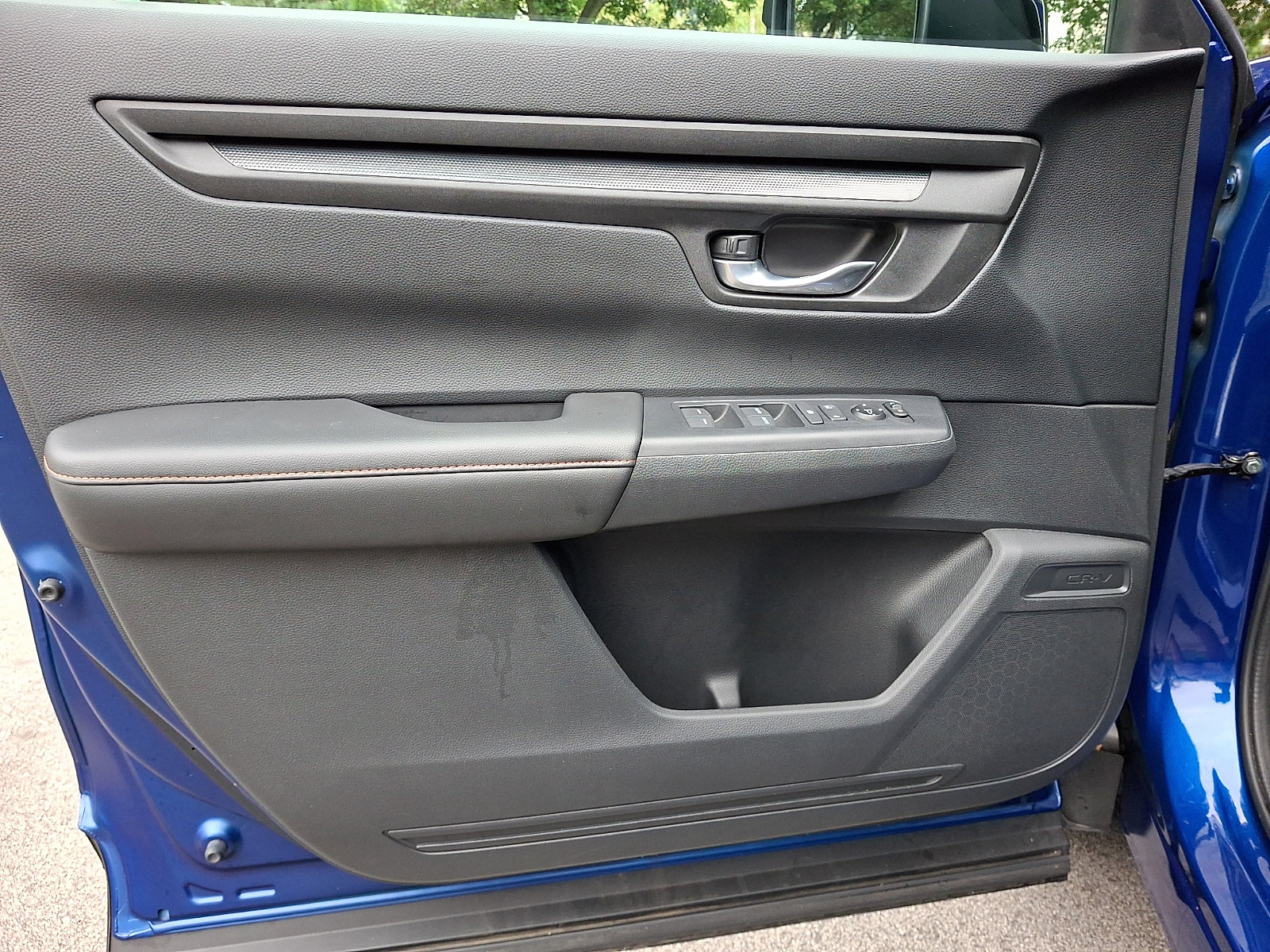 Used 2025 Honda CR-V Sport image 13
