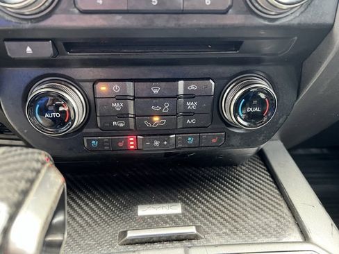 Used 2018 Ford F150 Raptor w/ Equipment Group 802A Luxury image 17