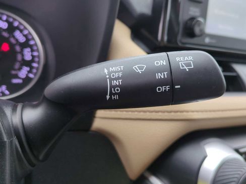 Used 2022 Toyota RAV4 LE image 22