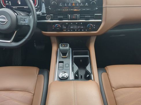 Used 2022 Nissan Pathfinder Platinum w/ Cargo Package image 19