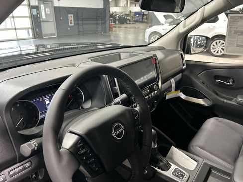 New 2026 Nissan Frontier SV w/ SV Convenience Package image 2